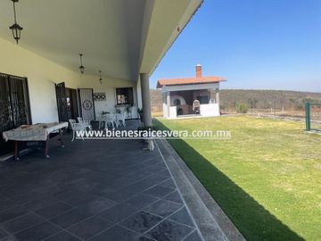 CASA EN VENTA EN EL JAZMIN, SN JUAN DEL RIO, QRO. Fanny