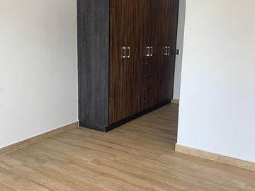 INVERSIONISTA: EN VENTA DEPARTAMENTO  CON INQUILINO EN ZIBATA EN EL ROYAL VIEW .