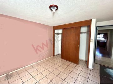 Casa en Venta en Col. Del Valle en San Luis Potosí, muy cerca de av. Nereo Rdz, Parque Morales y Plaza el Dorado