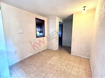Casa en Venta en Col. Del Valle en San Luis Potosí, muy cerca de av. Nereo Rdz, Parque Morales y Plaza el Dorado