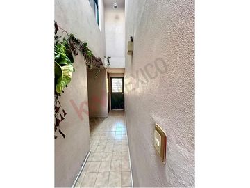 Casa en Venta en Col. Del Valle en San Luis Potosí, muy cerca de av. Nereo Rdz, Parque Morales y Plaza el Dorado