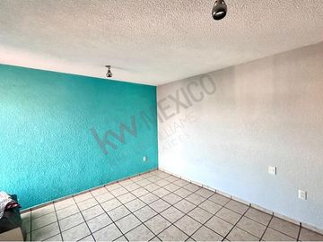 Casa en Venta en Col. Del Valle en San Luis Potosí, muy cerca de av. Nereo Rdz, Parque Morales y Plaza el Dorado