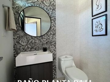Se vende casa | 3 rec | 2 1/2 baños | La Rioja Residencial