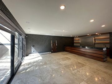 MAGNIFICA CASA EN BOSQUE DE LOS LAGOS