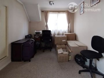 Casa en Venta en Av. La Florida con Rojas Magallanes
