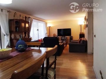 Casa en Venta en Av. La Florida con Rojas Magallanes