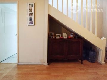 Casa en Venta en Av. La Florida con Rojas Magallanes