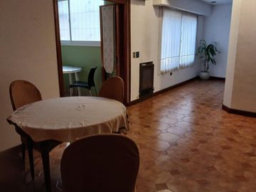 Depto.tipo casa de 7 ambientes en Venta en Almagro