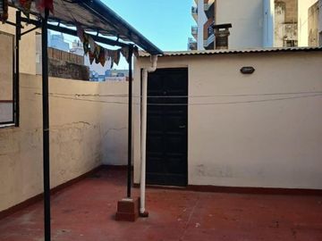 Depto.tipo casa de 7 ambientes en Venta en Almagro