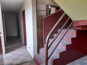 Alquiler de Departamento en el 2do piso - Zarate SJL