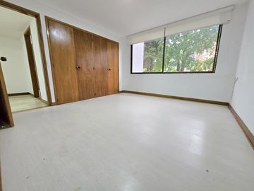 Apartamento en Arriendo Ubicado en Medellín Codigo 2019