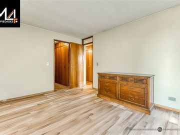 Departamento en Venta en Plaza las Lilas