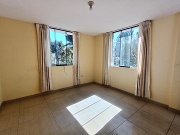 CASA EN JLBYR