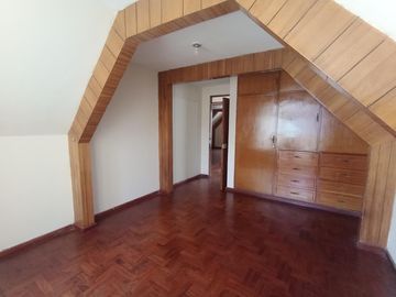 CASA EN JLBYR