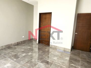 Casa de 1 Piso al Norte, en Hacienda SantaAna