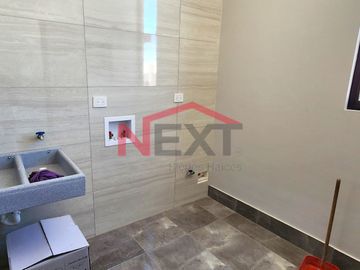 Casa de 1 Piso al Norte, en Hacienda SantaAna
