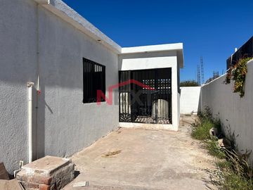 VENTA CASA , UN SOLO NIVEL en  Lomas de San Carlos