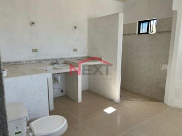 VENTA CASA , UN SOLO NIVEL en  Lomas de San Carlos