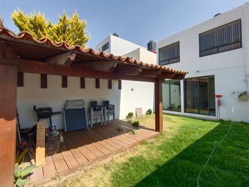 CASA EN VENTA EN FRACCIONAMIENTO NUEVO HUMBOLT LIQUIDAMBAR GRAN JARDIN