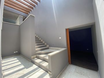 Venta casa en Santa Fe con Terraza y Jardín