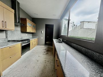 Venta casa en Santa Fe con Terraza y Jardín