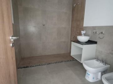 VENDO DUPLEX 3DORM 160MTS CUB. EN BARRIO NORTE 1, VILLA ALLENDE