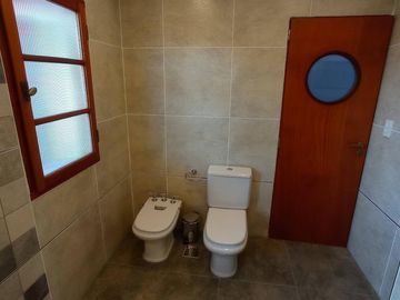 Casa 6 ambientes en venta en Ituzaingo