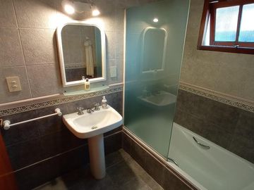 Casa 6 ambientes en venta en Ituzaingo