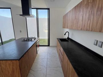HERMOSA CASA A ESTRENAR EN FRACCIONAMIENTO LA RUA