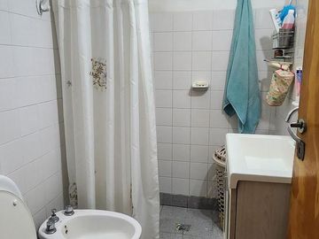 Casa en  Carlos Gardel, Colonia Avellaneda