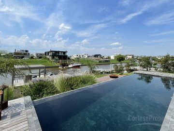 Casa en venta Yacht Nordelta