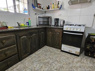 Duplex  en Castelar - 2 dormitorios - Patio - Cochera - Oficina -