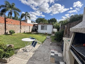 Casa en  venta - buena ubicacion y terreno