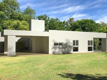 VENTA - Casa en Puerto Roldan