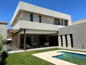 Casa en  venta Barrio Privado Lago del Torreon