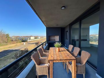 Departamento en Venta en Distrito Zug, La Lonja - 2 ambientes