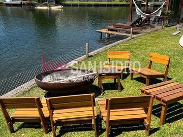 Los Alisos  casa con 4 dormitorios al agua en Nordelta, alquiler con muebles. Anual o temporal.