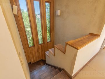 Casa  en venta y alquiler  en Los Sauces