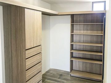 Casa completamente remodelada en venta en Contry en Monterrey