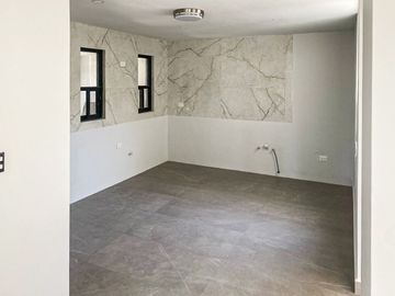 Casa completamente remodelada en venta en Contry en Monterrey