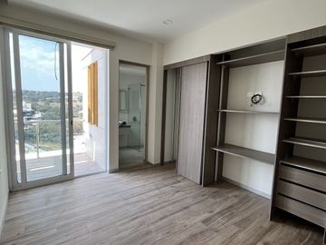 Renta Hermoso y amplio Penthouse en Rancho San Juan KA