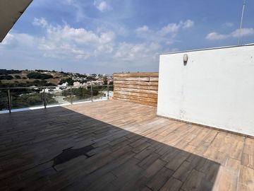 Renta Hermoso y amplio Penthouse en Rancho San Juan KA
