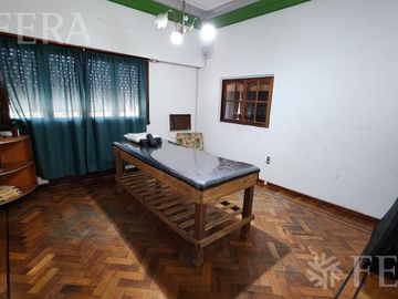 Venta PH 5 ambientes con terraza en Lanús