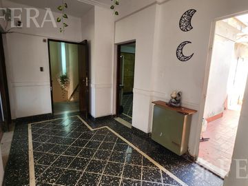 Venta PH 5 ambientes con terraza en Lanús