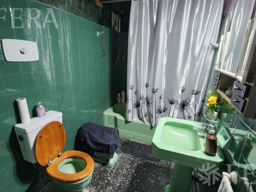 Venta PH 5 ambientes con terraza en Lanús