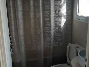 Casa en Venta en Barrio Santa Guadalupe con vista a fondo verde