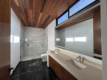Casa  de lujo en venta en residencial Yucatán Country Club, Mérida, Yucatán