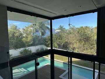 Casa  de lujo en venta en residencial Yucatán Country Club, Mérida, Yucatán