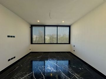 Casa  de lujo en venta en residencial Yucatán Country Club, Mérida, Yucatán