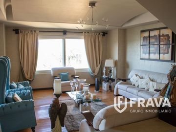 VENTA DE CASA EN BUGAMBILIAS